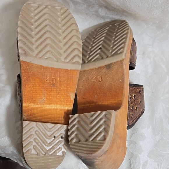 Scandic Clog Style Women's Bronze Wooden Leather Sandals - Picture 8 of 9